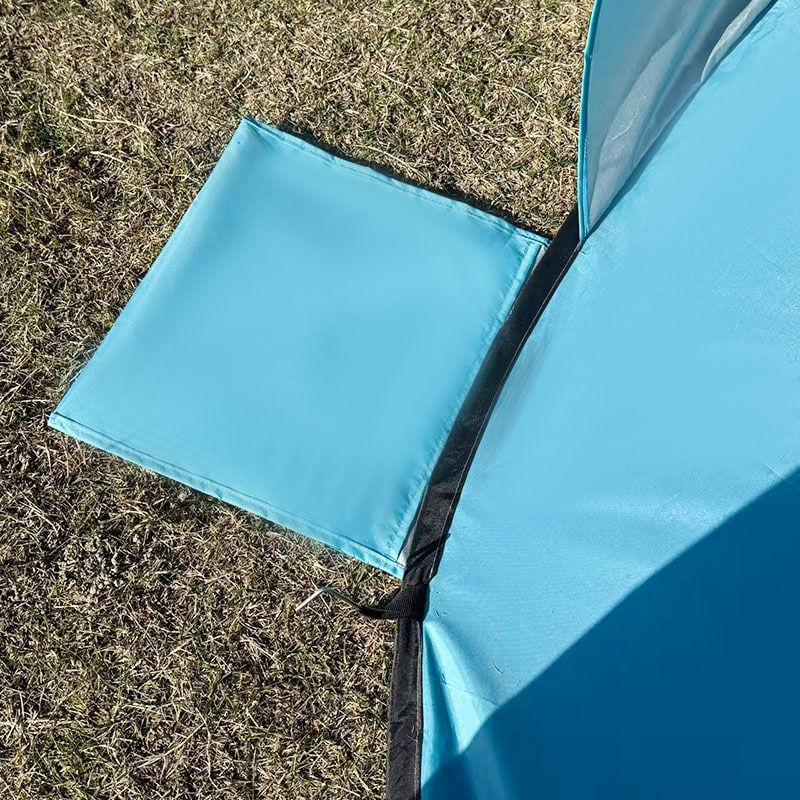 เต็นท์ชายหาดแบบพกพาติดตั้งด่วนสำหรับหลายคนกลางแจ้ง