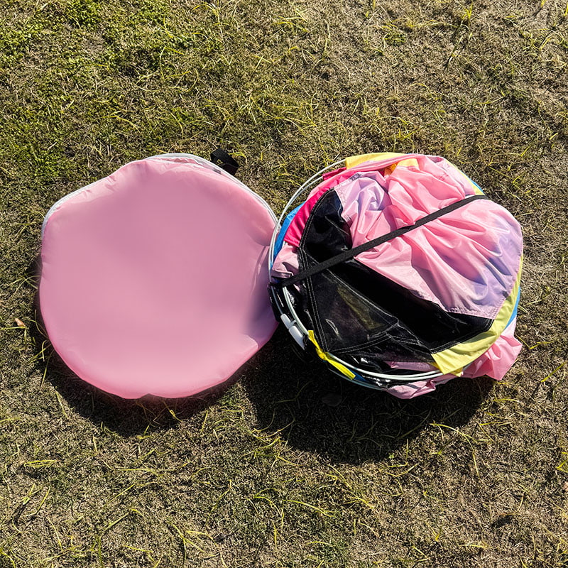 เต็นท์พับได้สีสันสดใสสำหรับเด็กกลางแจ้ง